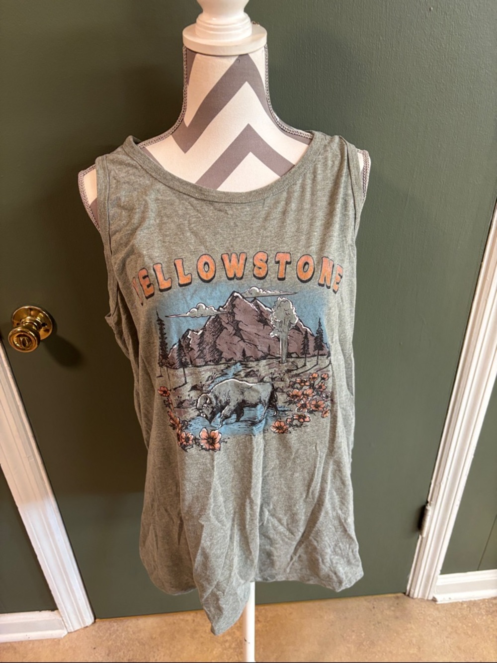 Green Yellowstone Graphic Tank Top with Mountain & Bison Print